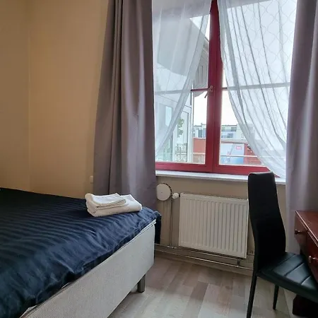 Hotel Paernu Jahtklubi Kuelalistemaja Esterno foto