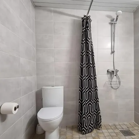 Hotel Paernu Jahtklubi Kuelalistemaja Esterno foto